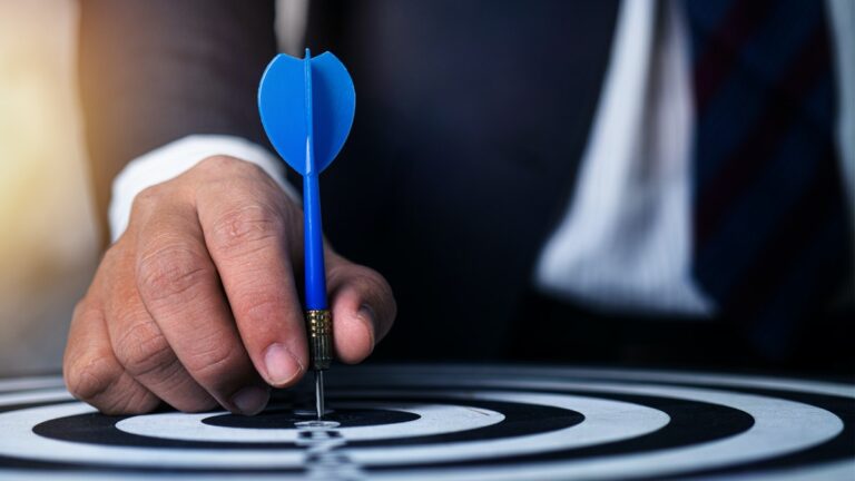 Read more about the article 6 Super-Fun Indoor Games to Play With Friends